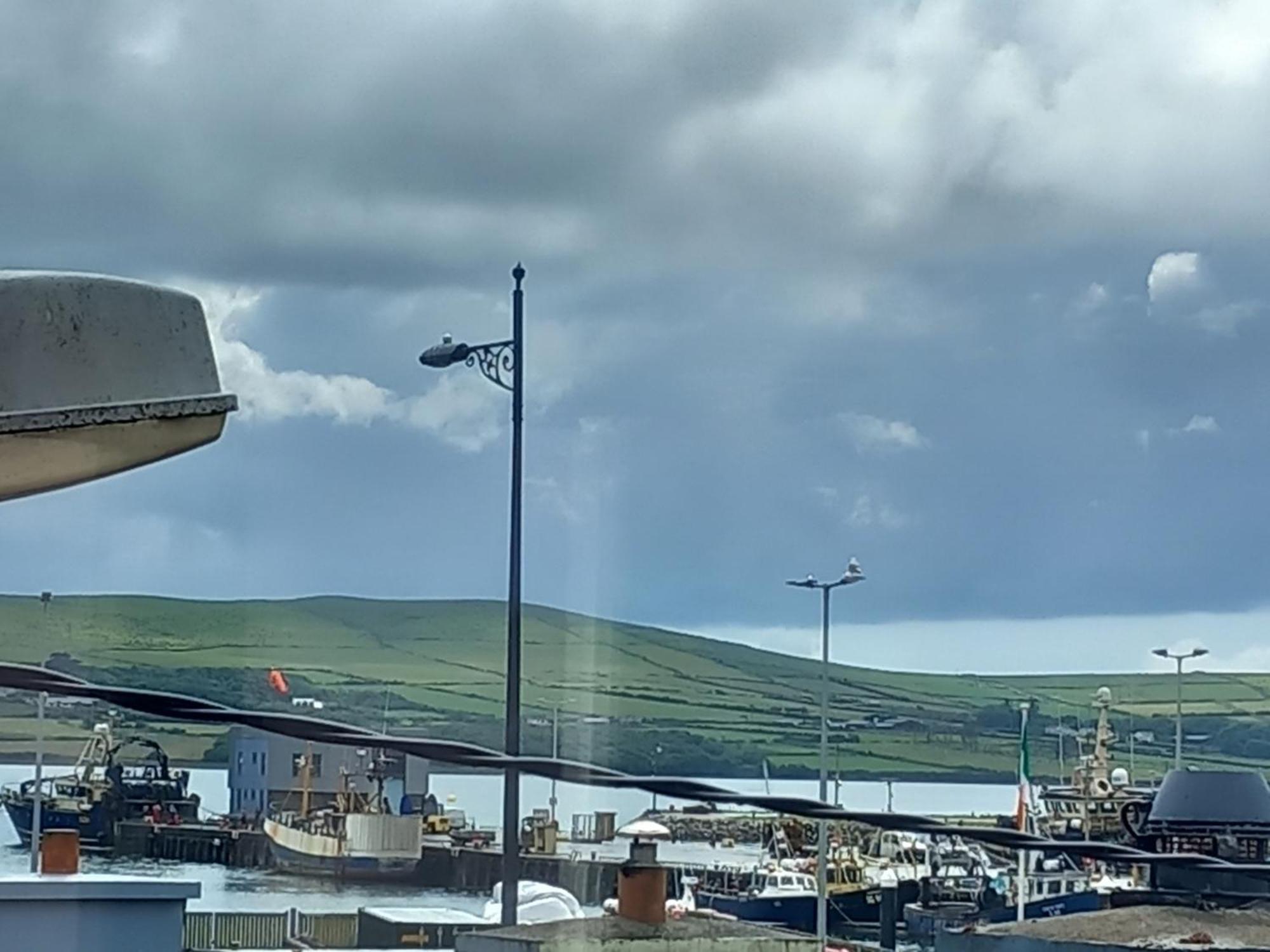 Baywatch Inn Dingle Extérieur photo